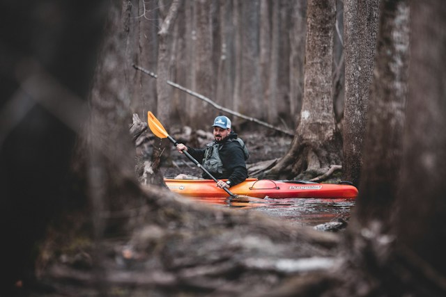 Kayak Stability and Design Impact on Learning